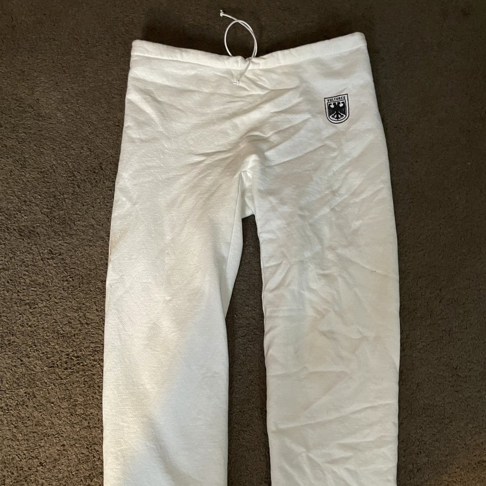 [EXCLUSIVE] Kanye West Ty Dolla $ign VULTURES (Las Vegas LP)